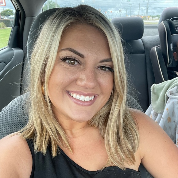 Meet your Posher, Tylor - Picture 5 of 7